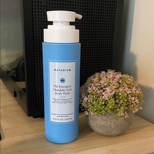 Naturium Energizer Mandelic Acid Body Wash - Blue